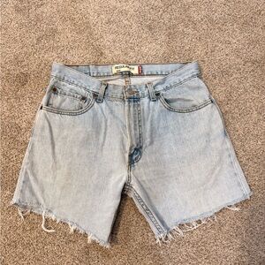 Levi’s 505 Regular Fit Denims Light Wash Y2K Grunge Cut-Off Jean Shorts 34W